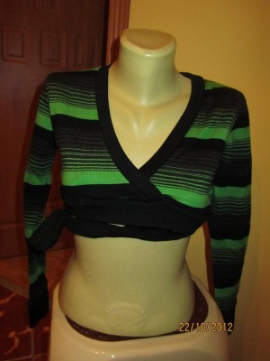 Bolero cu maneca lunga foto