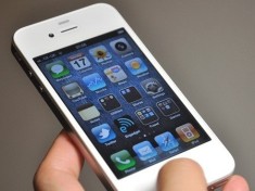 iphone 4s nou,vand urgent foto