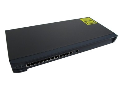 Switch Cisco FastHub 400 Series 12-Port 10/100 Network Hub foto