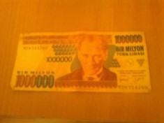 Vand doua bacnote de 1000.0000 Lire Turcesti din anul 1970 foto