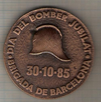 C15 Medalie ziua pompierilor din Brigada Barcelona -30.10.1985-Spania - marime circa 56 mm -greutate aprox. 78 gr -starea care se vede foto