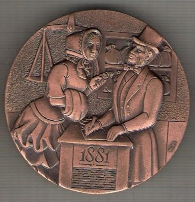 C64 Medalie comemorativa 1881-1981 -Banca Sabadell -Spania -marime circa 60 mm -greutate aprox. 122 gr -starea care se vede foto