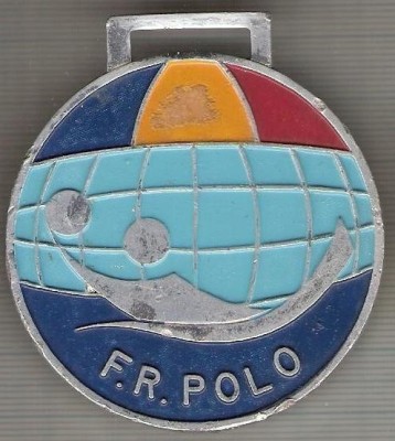 C117 Medalie CUPA ROMCARTON 1996 -F.R. POLO -marime circa 60x66 mm -greutate aprox. 25 gr -starea care se vede foto