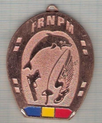 C106 Medalie Federatia Romana de Pentatlon Modern -FRNMP-marime circa 50x65 mm -greutate aprox.51 gr -starea care se vede foto