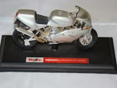 DUCATI SUPERSPORT 900 FE ( Maisto) foto