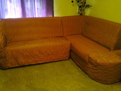 Vand Husa Pentru Coltar In Forma De L 110 Ron Arhiva Okazii Ro