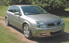 Dezmembrez Opel SIGNUM foto