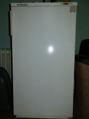 Vand congelator Arctic cu 5 sertare model 4216 E in stare foarte buna foto