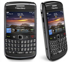 BlackBerry 9780 black impecabil + toc activ original + dock original foto