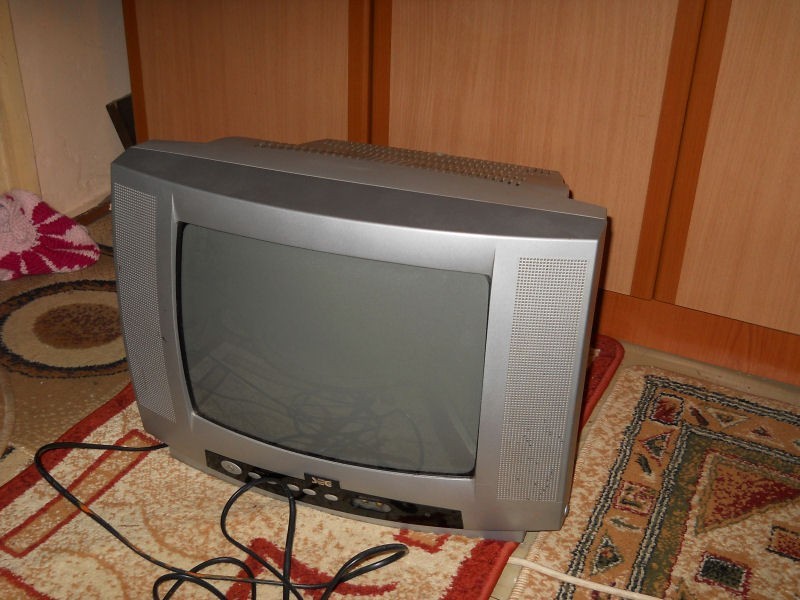 TVシア Televizor Smart Camper, Full HD, 54 cm diagonala - eMAG.ro