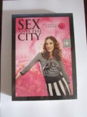 SEX AND THE CITY - SEZONUL 6 COMPLET - PACHET NOU SIGILAT - OKAZIE foto