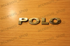 emblema scris POLO foto