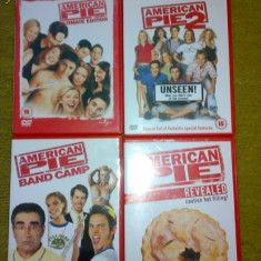 Vand 4 DVD -uri din seria AMERICAN PIE