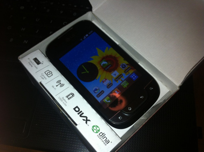 Smartphone LG P690