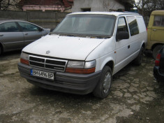 dezmembrez chrysler voyager 2,5l diesel foto