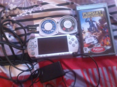 [Vand/Schimb pe tableta Play Station Portabil PSP SONY+2JOCURI+CARD 4 GB] Vand/Schimb pe tableta Play Station Portabil PSP SONY+2JOCURI+CARD 4 GB foto