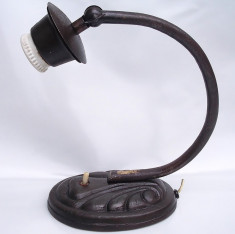 AuX: Raritate! LAMPA veche de noptiera turnata din fonta masiva cu dulie de portelan, printre primele modele electrice ~ 1890, se vinde la pret final! foto