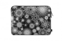 husa MacBook Pro 15&amp;quot; / RETINA - Incase Ryan McGinness Protective Sleeve - negru foto