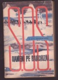 A. si C. Centkiewicz - SOS - Oameni pe banchiza!...