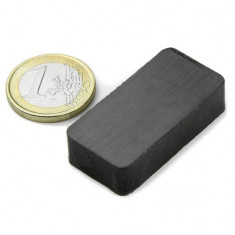 Magnet ferita bloc, 40x20x10 mm, putere 2,5 kg foto