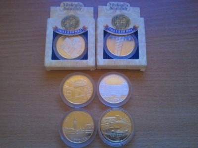 Lot 8 medalii comemorative UNC, necirculate 6 bucati, circulate 2 bucati, 4 Venezia, 2 Firenze si 2 Verona, taxele postale gratis, 100 roni lotul foto