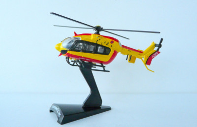 ELICOPTER GARDA CIVILA FRANTA - EUROCOPTER EC 145 - SCARA 1:90 foto