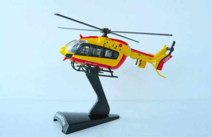 ELICOPTER GARDA CIVILA FRANTA - EUROCOPTER EC 145 - SCARA 1:90