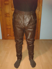 Pantaloni piele moto pt motociclisti foto