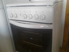 Aragaz INDESIT KN3G21SWR foto