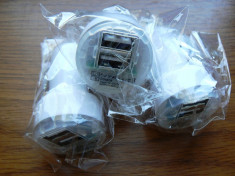 Incarcator auto iPhone 3, iPhone 4, iPhone 5, ipod, ipad, Universal Dual 2 Port USB (1USB = 5V-1A , 2USB = 5V-2,1A) foto