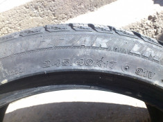 anvelopa R17 -245/40 Bridgestone de iarna 1 buc foto