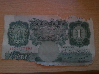 Anglia 1 lira sterlina 1928, 20 roni, ultra uzata, este cea din fotografie, lipsesc bucati din ea, necirculata tot pe okazii, aproape 500 roni foto