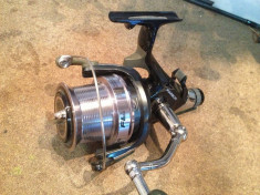 MULINETA LONG CAST FL HARBOR TG 12000 / TG 8000 CU BAITRUNNER / 10 RULMENTI / 2 TAMBURI DIN ALUMINIU- IDEALA PENTRU PESCUITUL CRAPULUI foto