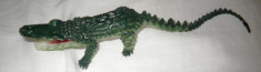 Figurina crocodil din plastic, lungime 14 cm. foto