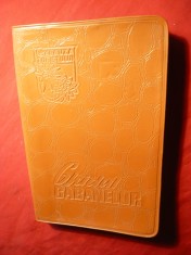 39. Calauza Turistului - Ghidul Cabanelor - de Gh. Epuran - Ed. UCFS , 288 pag. harti in text