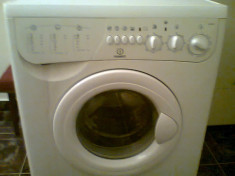 MASINA SPALAT RUFE INDESIT W105TX foto