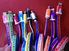 Cablu plat iPhone 5 (multicolor) foto