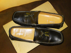 Pantofi De Firma FENDI Originali Mocasini Barbatesti Incaltaminte sofat Piele nr 42.5-43 Casual Elegant sofer masina foto