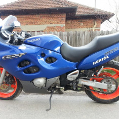 Dezmembrez Suzuki GSXF 600 din 1998