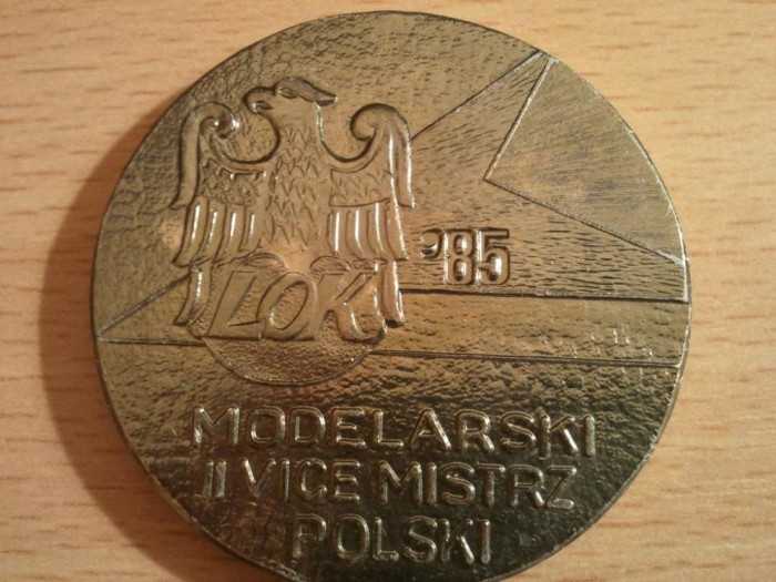 Medalie Polonia, 21,24 grame