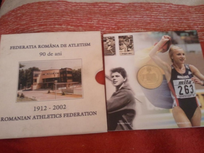 Medalie comemorativa, sigilata, necirculata, 90 de ani 1912-2002 Romanian Athletics Federation, 100 roni