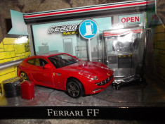 Ferrari FF 1/43 foto