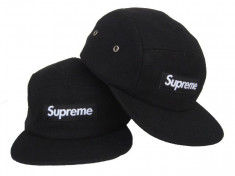 Sapca Strapback Supreme foto