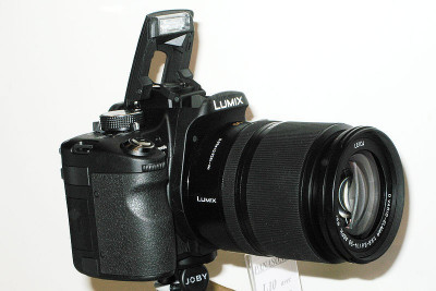 Vand/Schimb Aparat foto profesional Panasonic L10 Lumix DSLR obiectiv foto