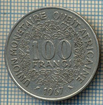 1805 MONEDA - STATELE AFRICANE DE VEST - 100 FRANCS - anul 1967 -starea care se vede foto