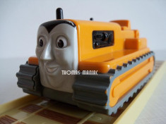 My First Thomas by Golden Bear vehicul - Terence tractorul pe senile din Sodor ( transport 2.6 RON la plata in avans ) foto