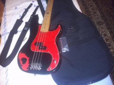 Vand chitara Squier Pete Wentz Precision Bass +Husa Fender foto