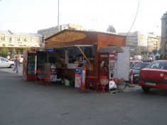 Rulota Casuta de lemn din Germania, cu echipamente fast food foto