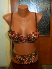 set sutien push up +chilot tanga- marimea 75B foto