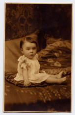 1 - FOTOGRAFIE VECHE - ANII 1920 - COPIL foto